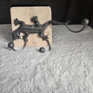 Metal Gecko Wall Hook